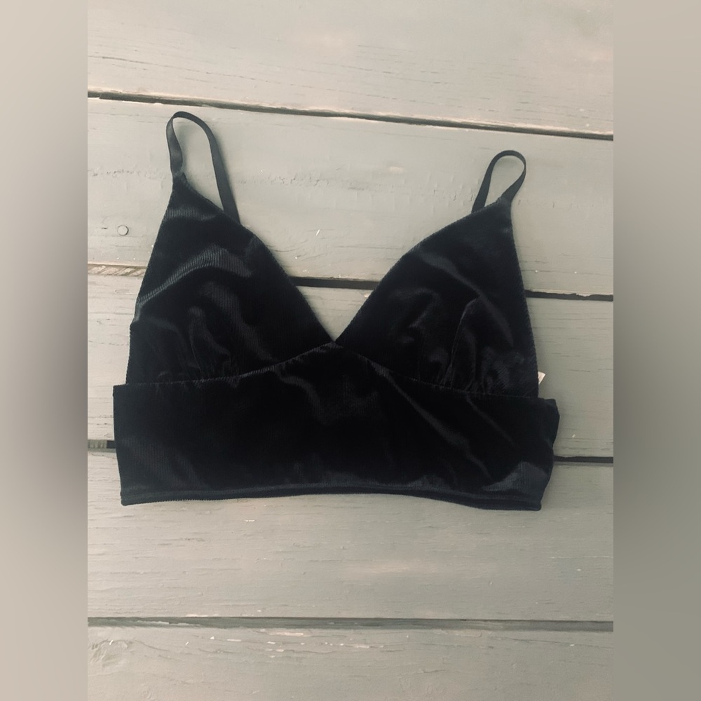 ❤️Forever 21 Black Bralette ❤️🖤🖤